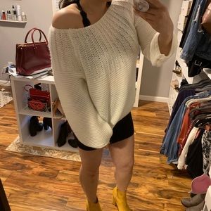 Off shoulder knitted sweater